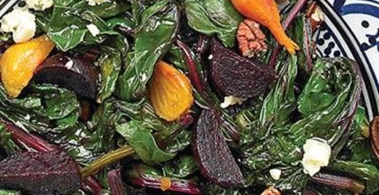 Салат с печеной свеклой и голубым сыром