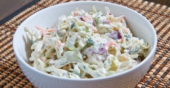 Салат с курицей и ветчиной