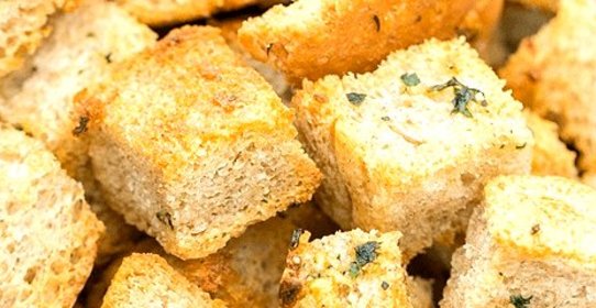 Гренки из белого хлеба в духовке