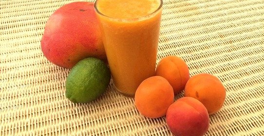 Абрикосово-манговый смузи