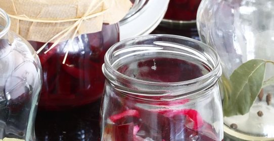 Маринованная свекла