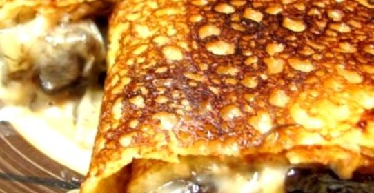 Вкусные блинчики с грибами и сыром