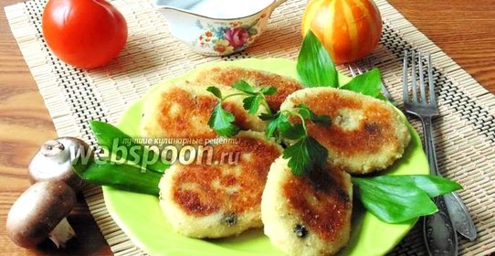 Картофельные котлеты с грибами и сыром