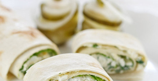 Закусочные рулетики с фетой