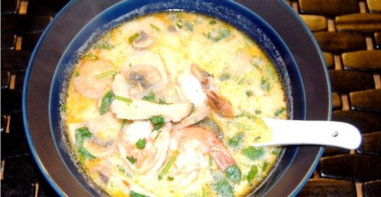 Молочный суп с пастой и морскими гребешками