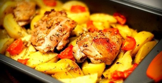 Свинина запеченная с картофелем