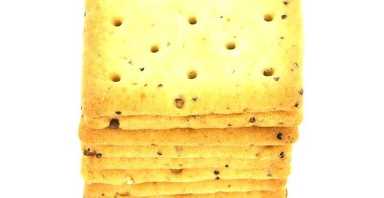 Крекеры из спельтовой муки с маком