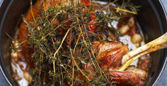 Тушеное плечо ягненка