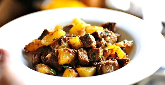 Жареная картошка с мясом