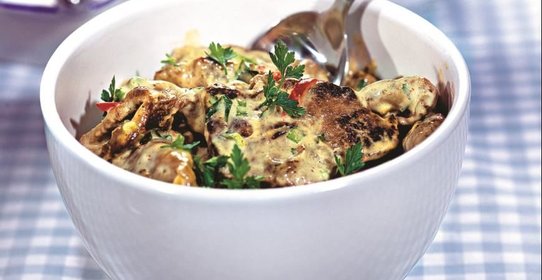 Говядина в сметанном соусе