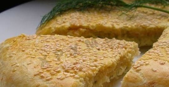 Творожные лепешки с творогом и сыром