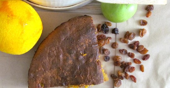 Морковный бисквит с куркумой и медом