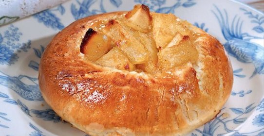 Яблочные ватрушки