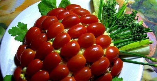 Салат Ягодка