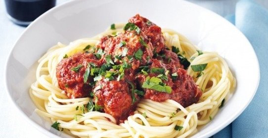 Спагетти с шариками из тунца