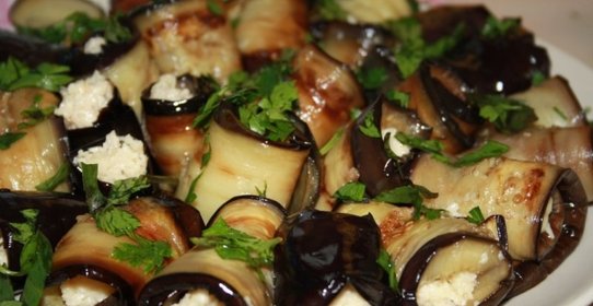 Рулеты из баклажан с вкуснейшей начинкой