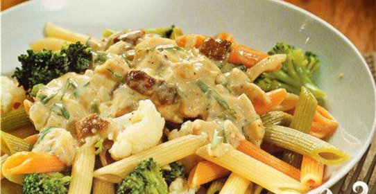 Паста с брокколи и тунцом