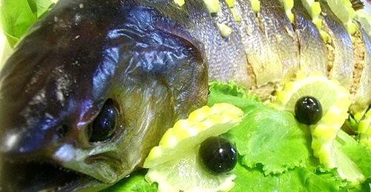 Фаршированная кета (горбуша) в духовке с гарниром