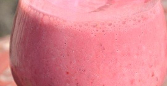 Вишнево-банановый смузи