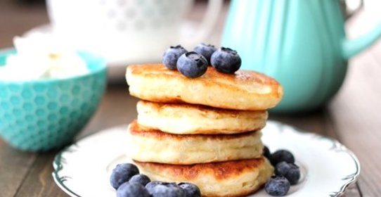 Оладьи на молоке и дрожжах пышные