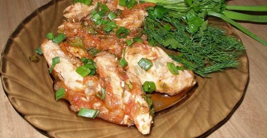 Курица в остром томатном соусе