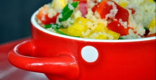 Салат из кускуса со сладким перцем