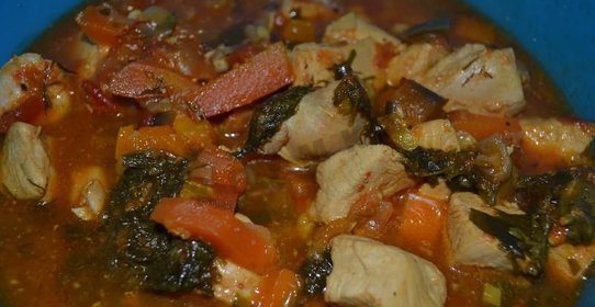 Тушеное куриное филе с овощами в мультиварке