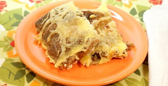 Запеченные блинчики с мясом и грибами