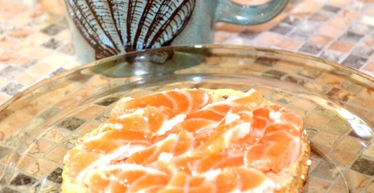 Малосольные брюшки семги