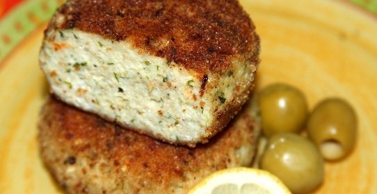 Рыбные котлеты с кабачком