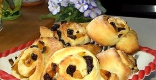 Плюшки с фруктами