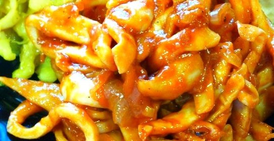 Кальмары под соусом