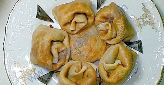 Розовые розы или блинчики на молочной сыворотке