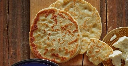 Творожно-сырные лепешки