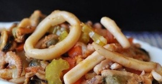 Морской коктейль в мультиварке