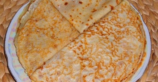 Тонкие ванильные блинчики