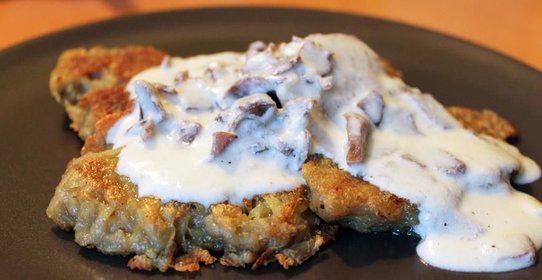 Драники с мачанкой