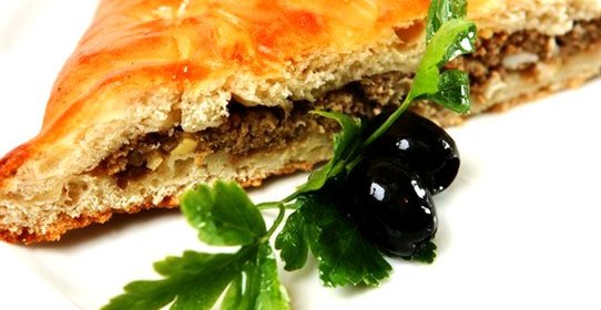 Пирог печеный из дрожжевого теста