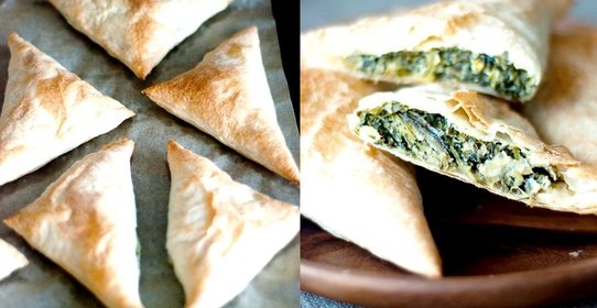 Пирожки с фетой и шпинатом (Spanakotiropita)