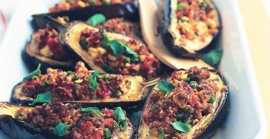 Фаршированные баклажаны Болоньезе