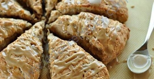 Сладкий банановый хлеб с глазурью