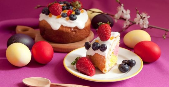 Сливочный кулич с апельсиновыми цукатами