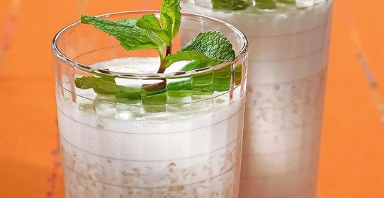 Банановый коктейль с медом