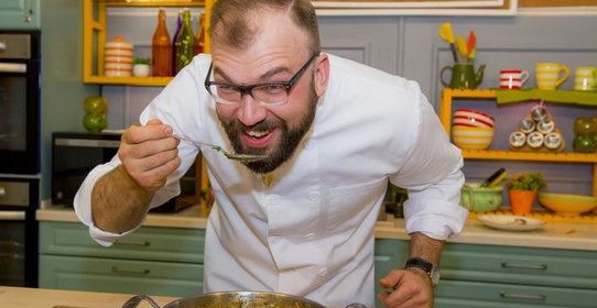 Летний харчо c гранатовым соком