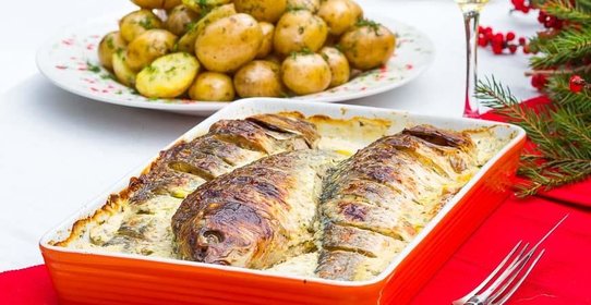 Караси в сметане