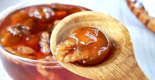 Варенье из крыжовника с орехами