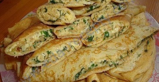 Блины фаршированные сыром и зеленью