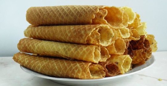 Вафельные советские трубочки