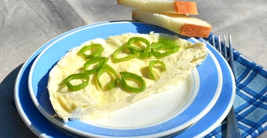 Болтунья с брынзой