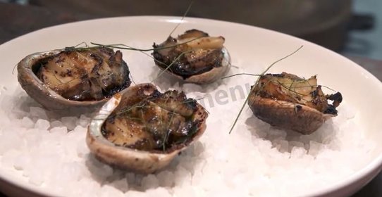 Морское ушко на гриле